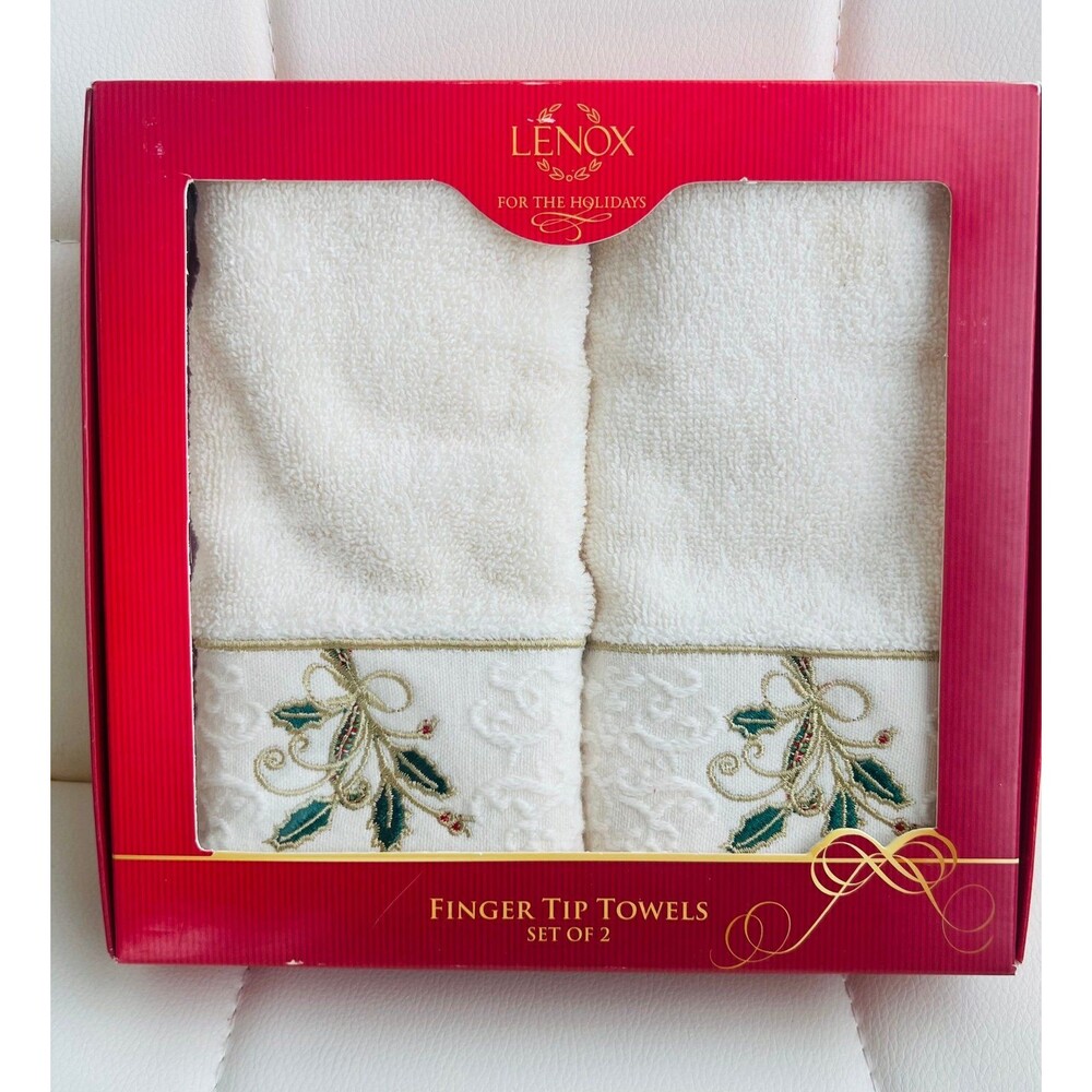 Lenox Ribbon and Holly fingertip towels, packaged for the holidays